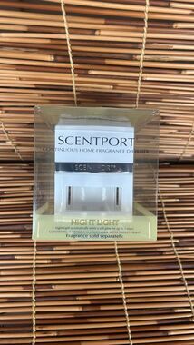 Bath & Body Works Slatkin & Co Scentport Plug In Night Light NEW